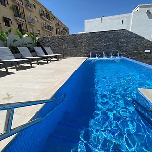 https://hotel-bro-adults-only.hotelsinnerja.org