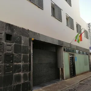 https://la-albarizuela.hotelsincadiz.net